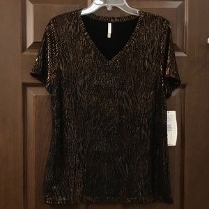 WHITE STAG BLACK ANIMAL PRINT V NECK TOP * SIZE L * NEW WITH TAGS *
